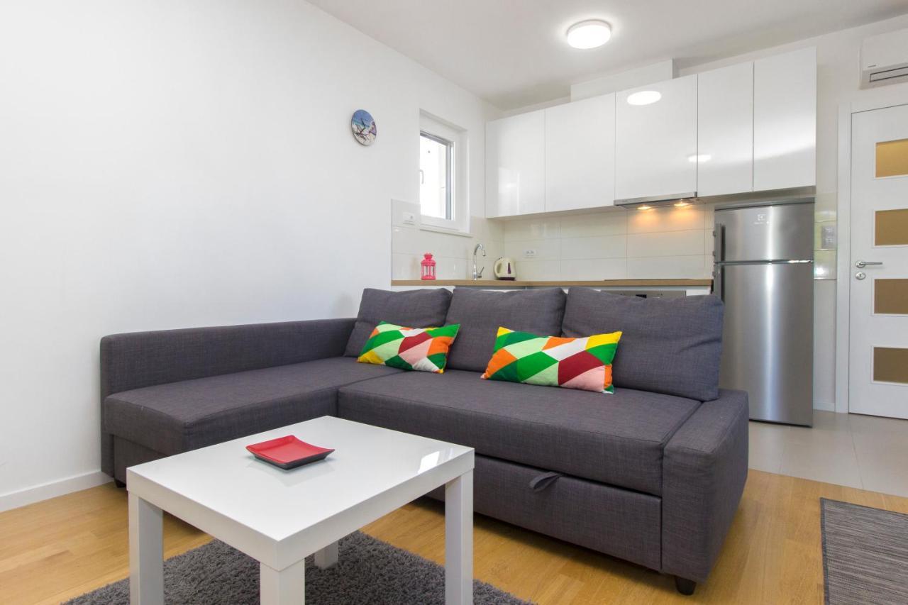 Royal Primosten Apartment Bagian luar foto