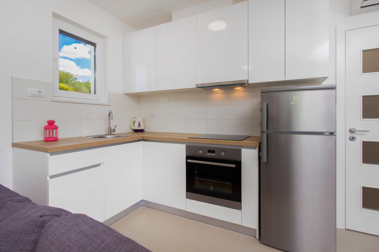 Royal Primosten Apartment Bagian luar foto