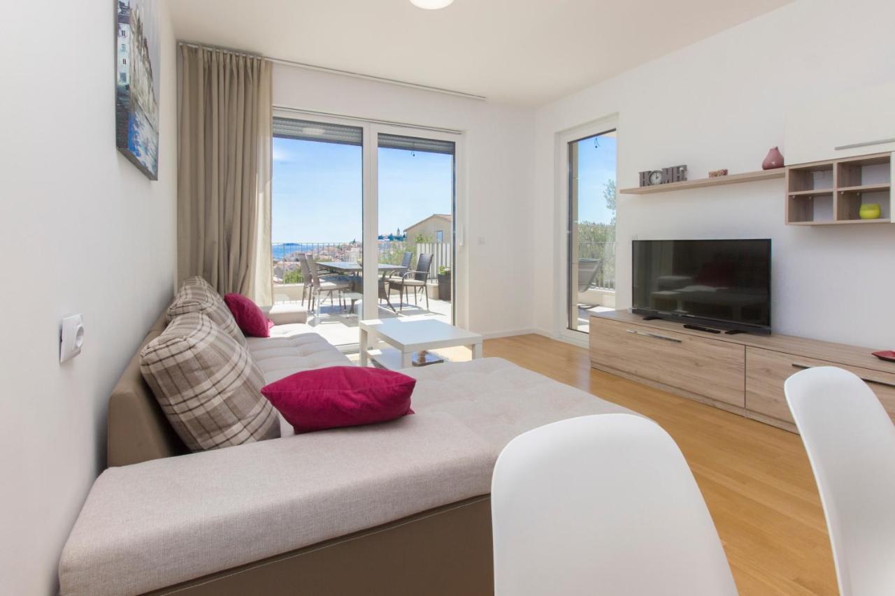 Royal Primosten Apartment Bagian luar foto
