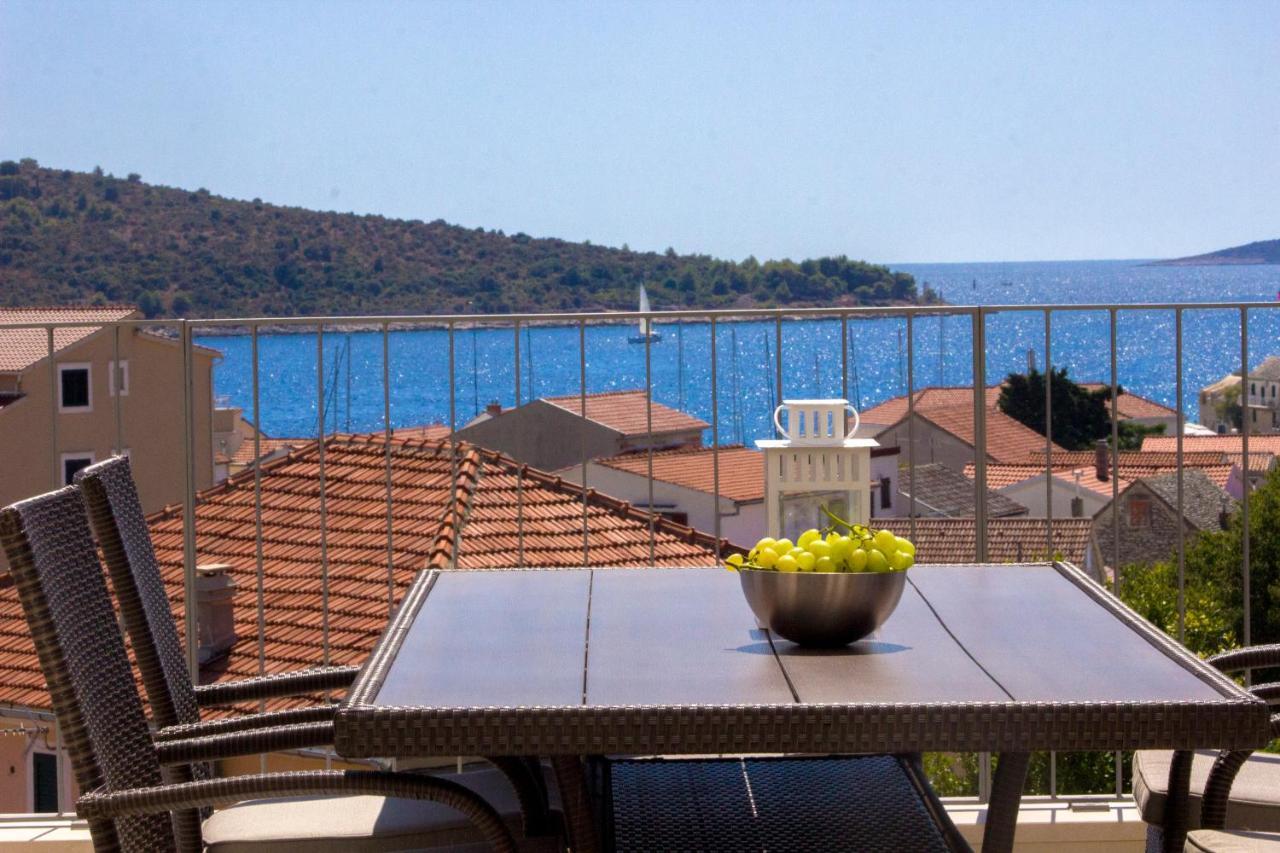 Royal Primosten Apartment Bagian luar foto