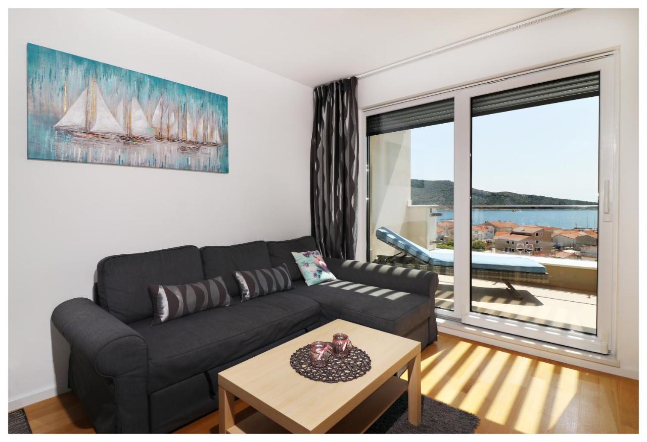 Royal Primosten Apartment Bagian luar foto